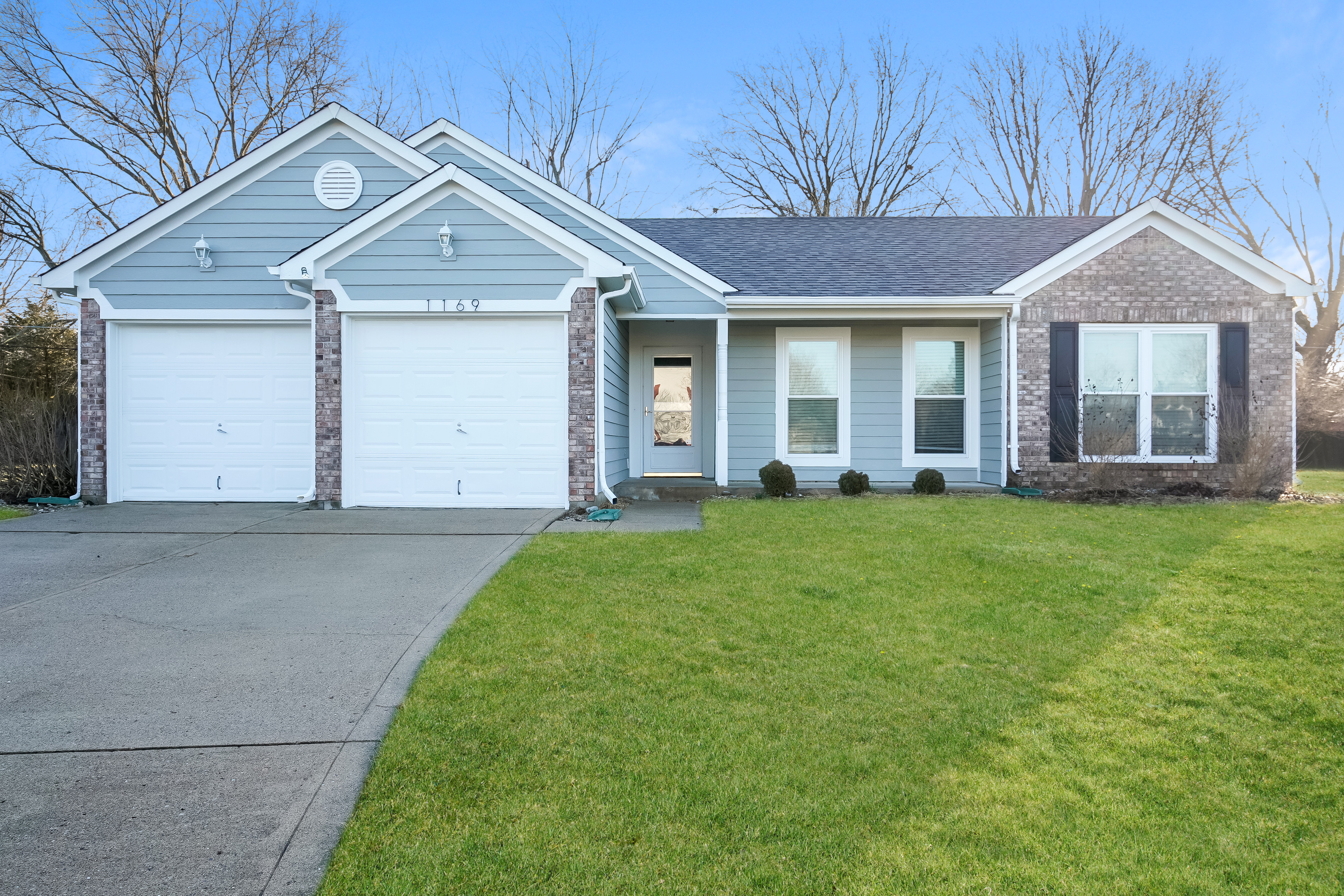 1169 Runningbrook Ct Avon, IN 46123